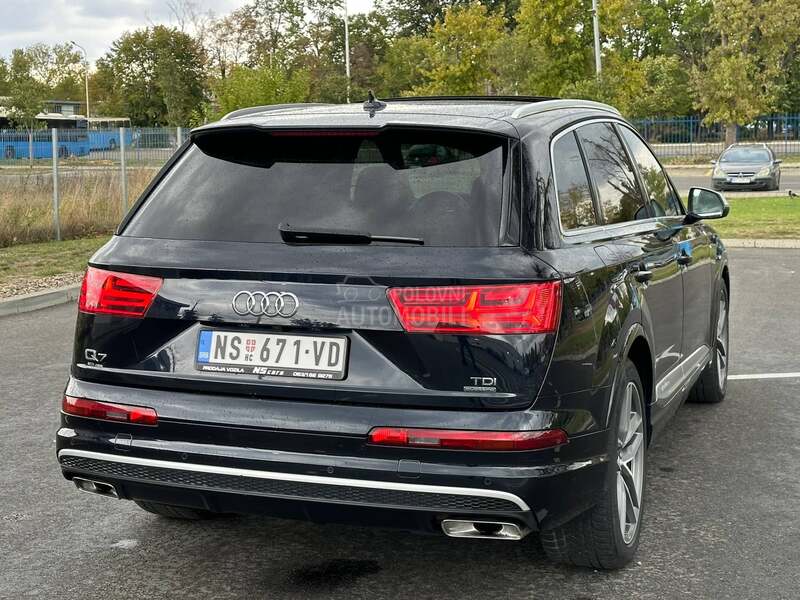 Audi Q7 3.0 TDI S-line