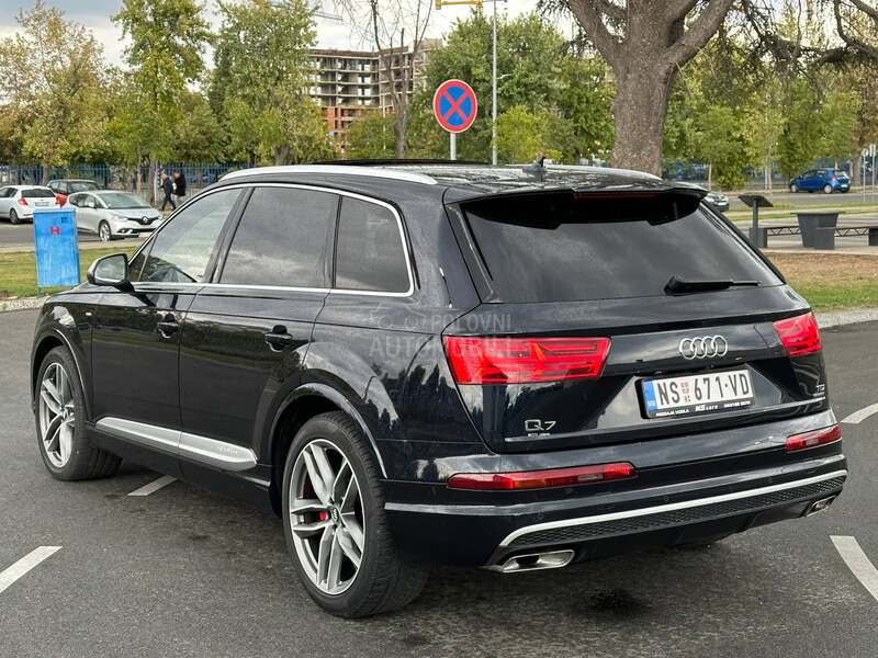 Audi Q7 3.0 TDI S-line