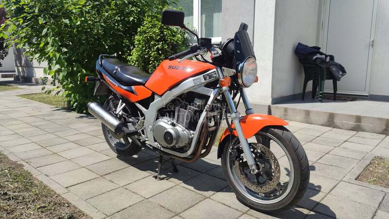 Suzuki GS 500 E