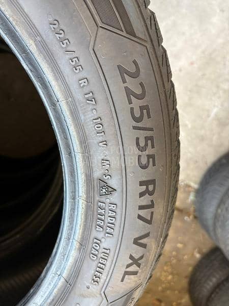 Barum 225/55 R17 Zimska