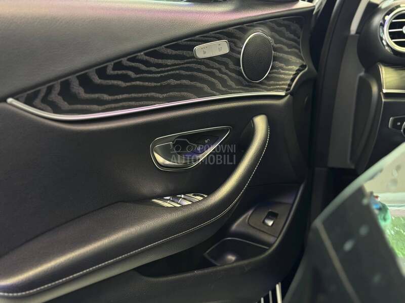 Mercedes Benz E 220 