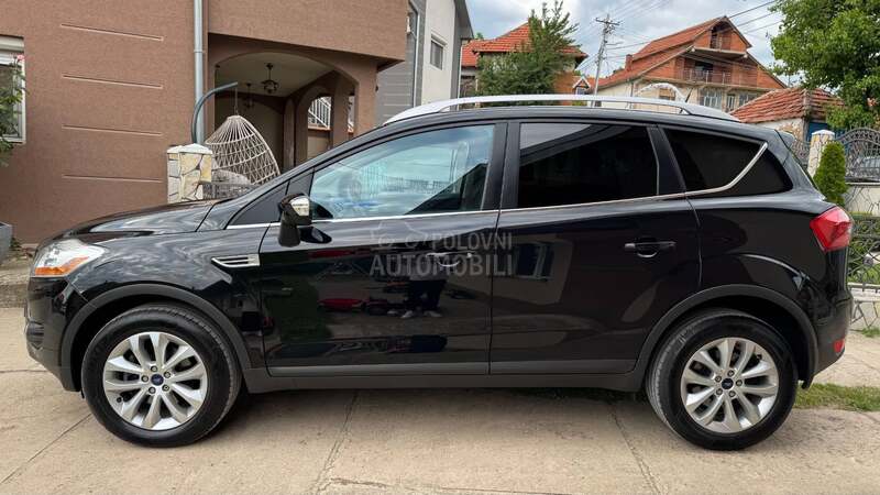 Ford Kuga 2.0TDCI//TITANIUM//