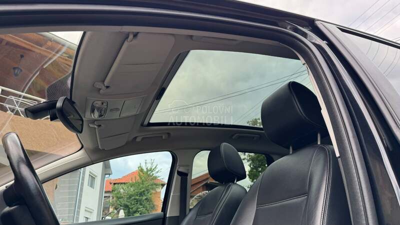 Ford Kuga 2.0TDCI//TITANIUM//
