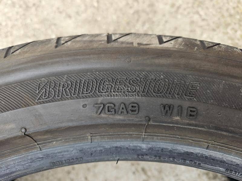 Bridgestone 255/45 R20 Letnja