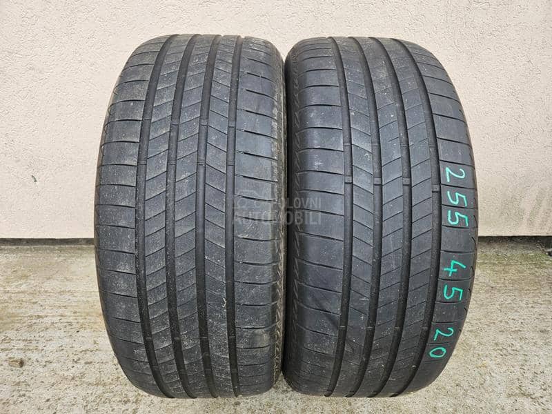 Bridgestone 255/45 R20 Letnja