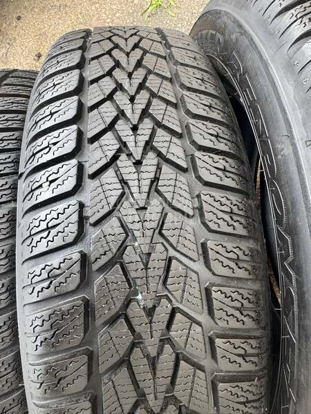 Dunlop 185/60 R15 Zimska