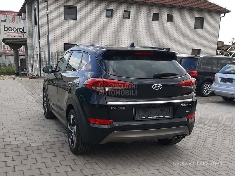 Hyundai Tucson 2.0D 4x4 VERTEX CH