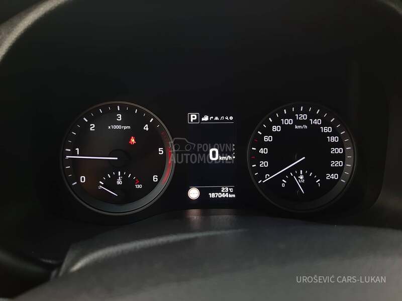 Hyundai Tucson 2.0D 4x4 VERTEX CH