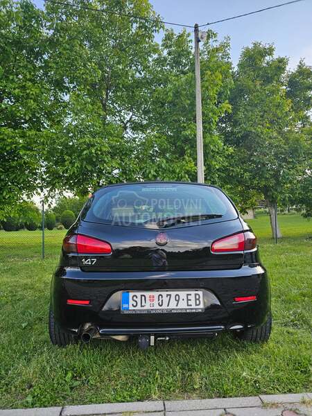 Alfa Romeo 147 