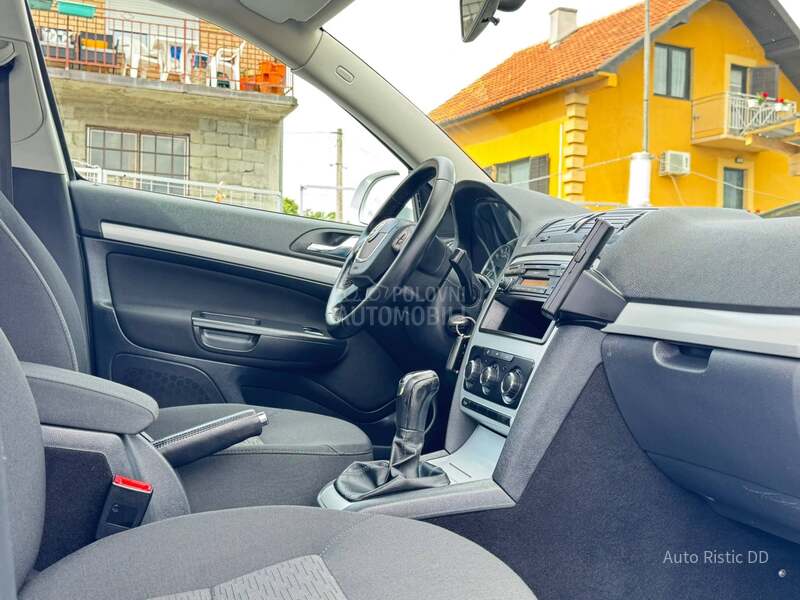 Škoda Octavia 1.6 TDI BESPREK0RNA