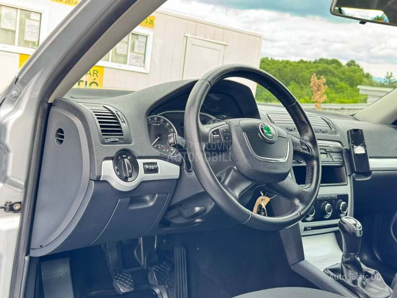 Škoda Octavia 1.6 TDI BESPREK0RNA