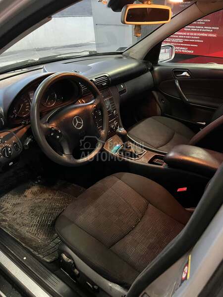 Mercedes Benz C 200 