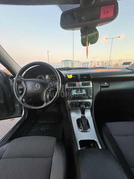 Mercedes Benz C 220 