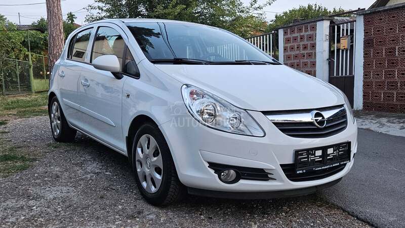 Opel Corsa D 1.2 16V  78.000k.m.
