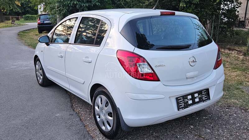 Opel Corsa D 1.2 16V  78.000k.m.