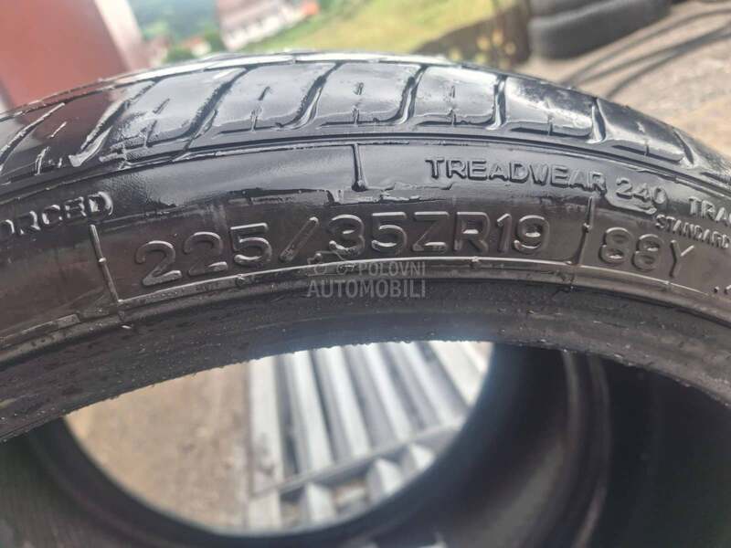 Trelleborg 225/35 R19 Letnja