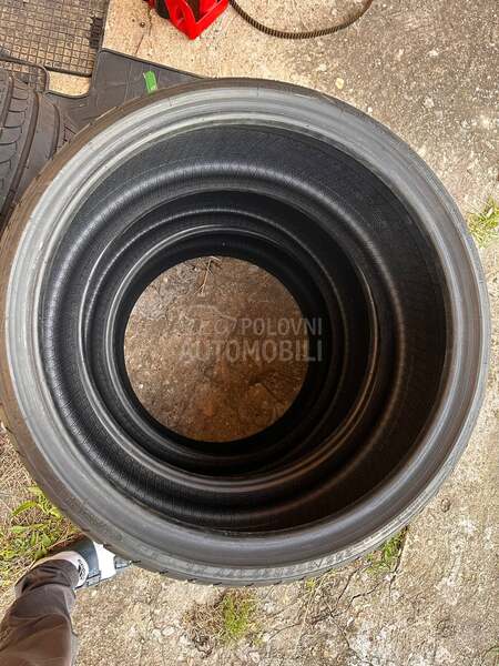 Radar 245/30 R20 Letnja