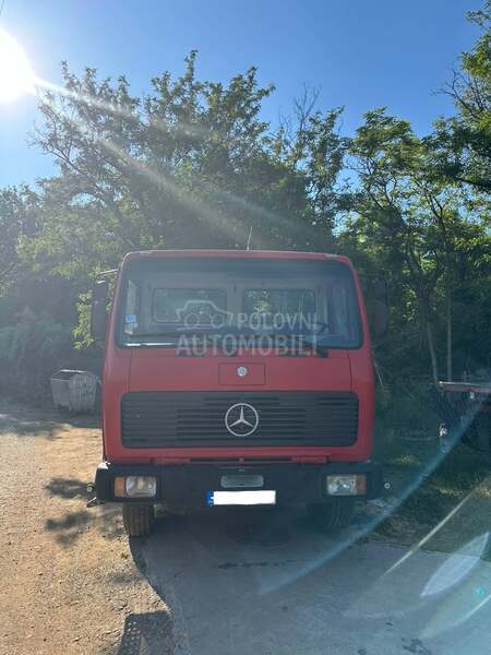 Mercedes Benz 1213