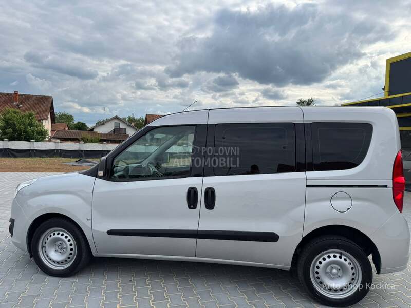 Opel Combo 1.6cdti tour