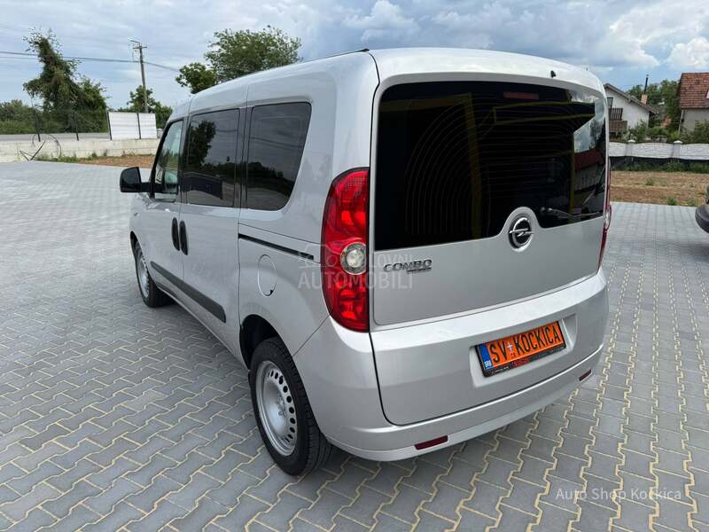 Opel Combo 1.6cdti tour