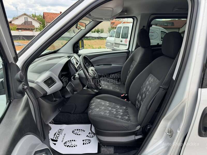 Opel Combo 1.6cdti tour