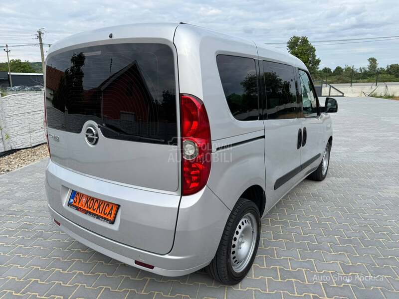 Opel Combo 1.6cdti tour