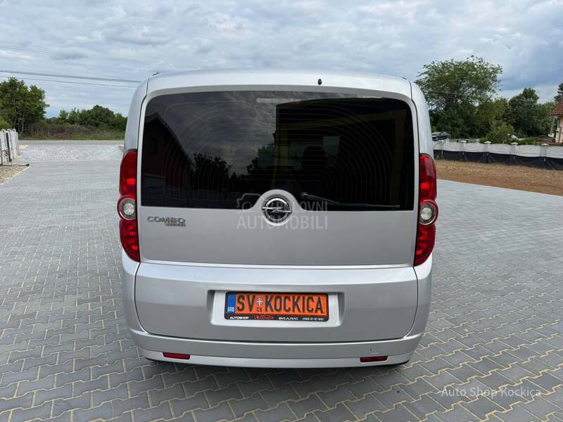 Opel Combo 1.6cdti tour