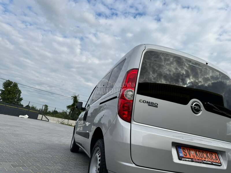 Opel Combo 1.6cdti tour