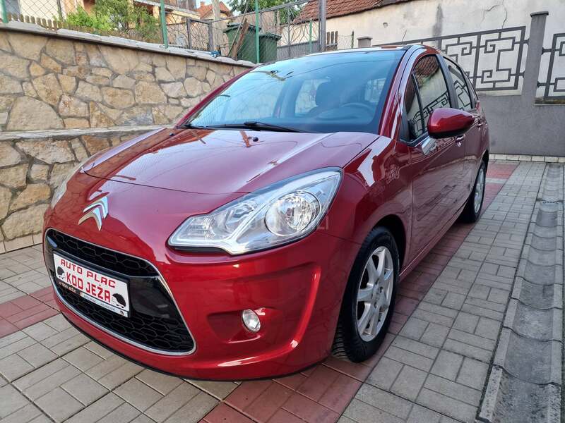 Citroen C3 1,4 b 8ventil a