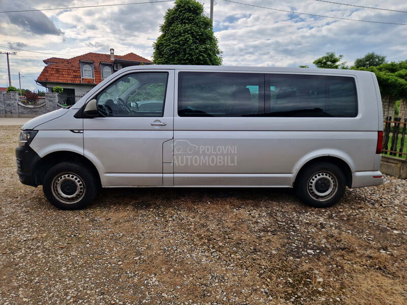 Volkswagen Transporter T6 9 sedista
