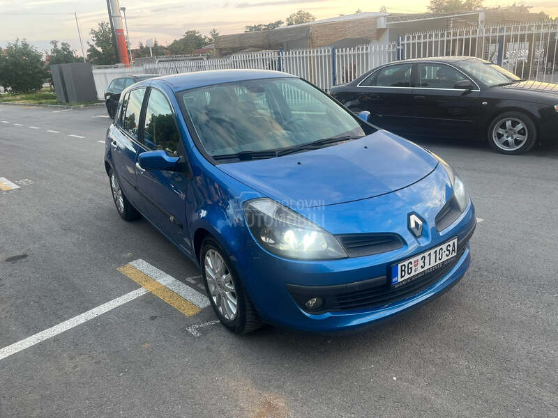 Renault Clio 
