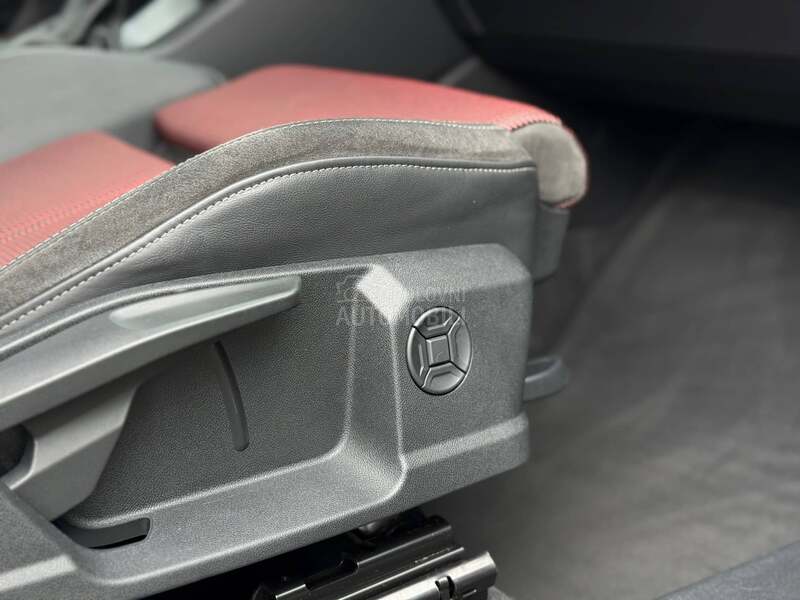 Audi Q3 S-Line/Kamera/Matrix