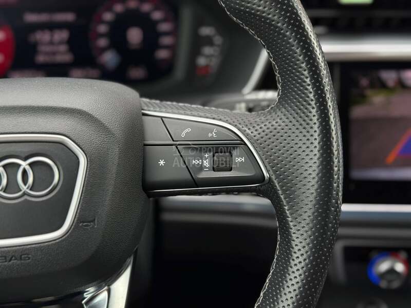 Audi Q3 S-Line/Kamera/Matrix