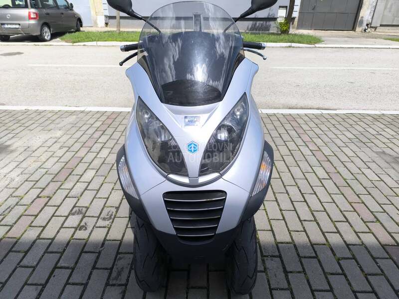 Piaggio mp3