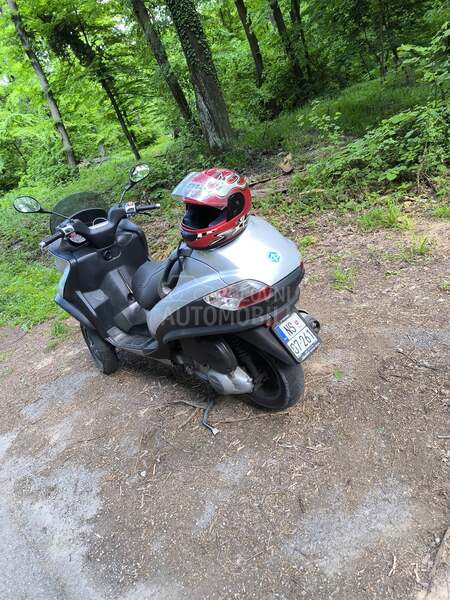 Piaggio mp3