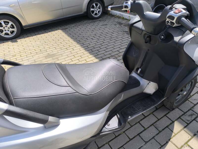 Piaggio mp3