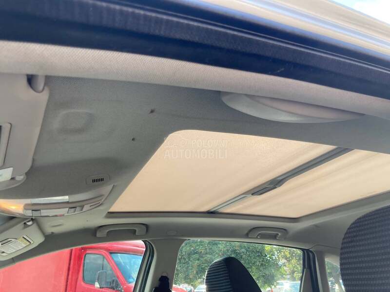 Mercedes Benz B 150 