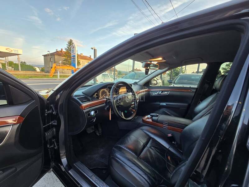 Mercedes Benz S 320 