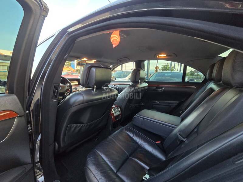 Mercedes Benz S 320 