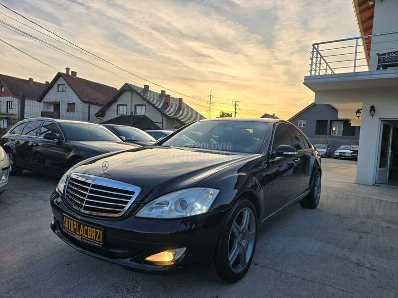 Mercedes Benz S 320 