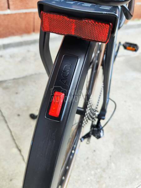 Cube Kathmandu Pro