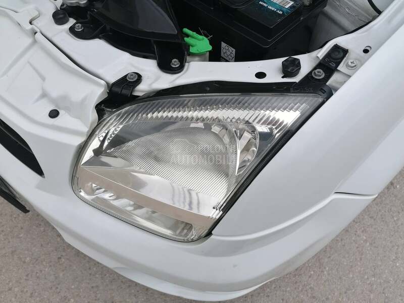 Subaru Justy 1.3i 4x4 CITY CH