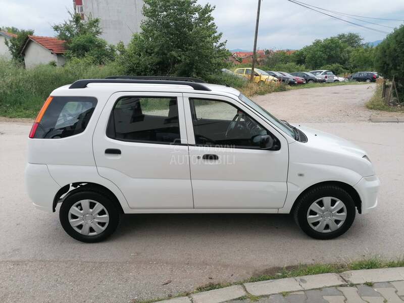 Subaru Justy 1.3i 4x4 CITY CH