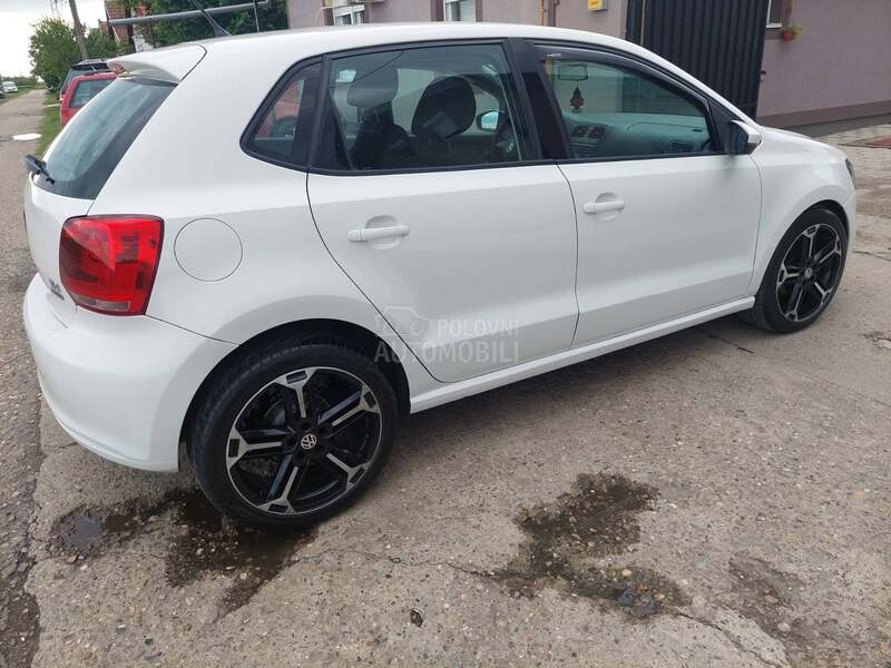 Volkswagen Polo 1.6TDI R LINE