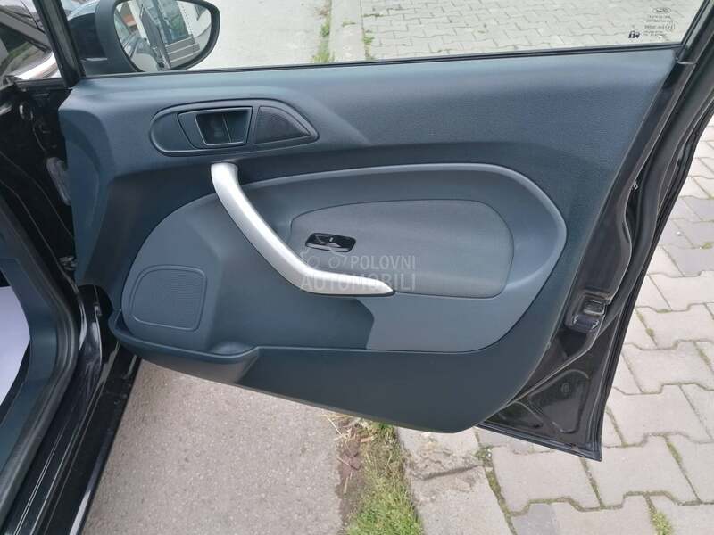 Ford Fiesta 1.6tdci TREND CH