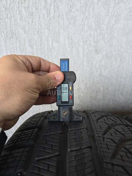 Pirelli 245/40 R19 Zimska