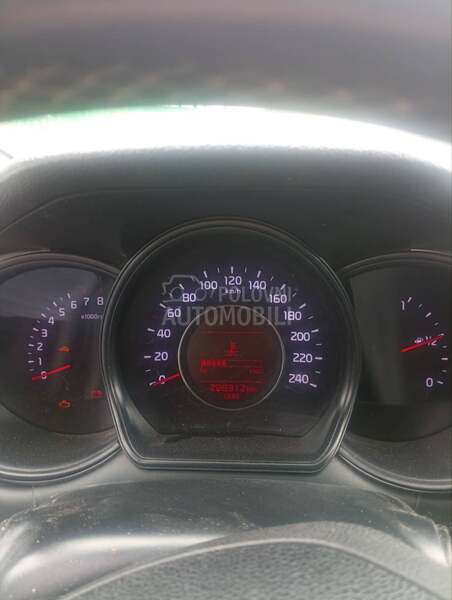 Kia cee`d 1.6