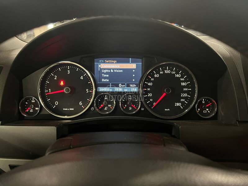 Volkswagen Touareg 3.0tdi manuel N O V