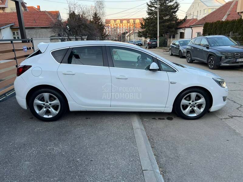 Opel Astra J OPC line N O V A