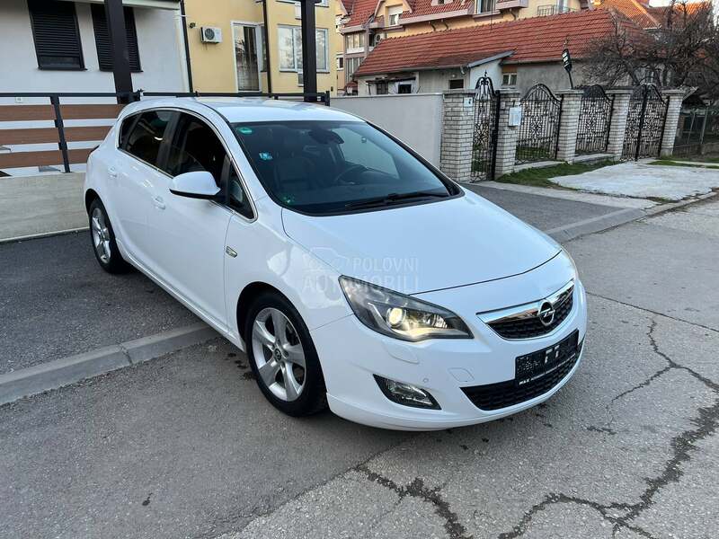 Opel Astra J OPC line N O V A